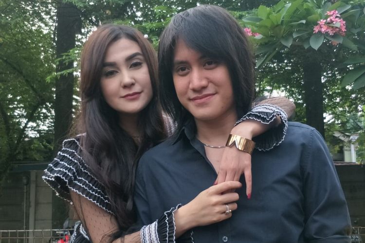 Kevin Aprilio dan Vicy Melanie saat ditemui di kawasan Lebak Bulus, Jakarta Selatan, Sabtu (22/6/2019).