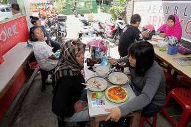 Warung Republik Jengkol