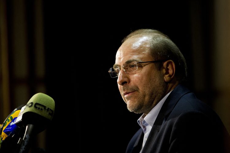 Iran Dipaksa Menyerah, AS Terus Tekan Ekonomi dan Adu Domba