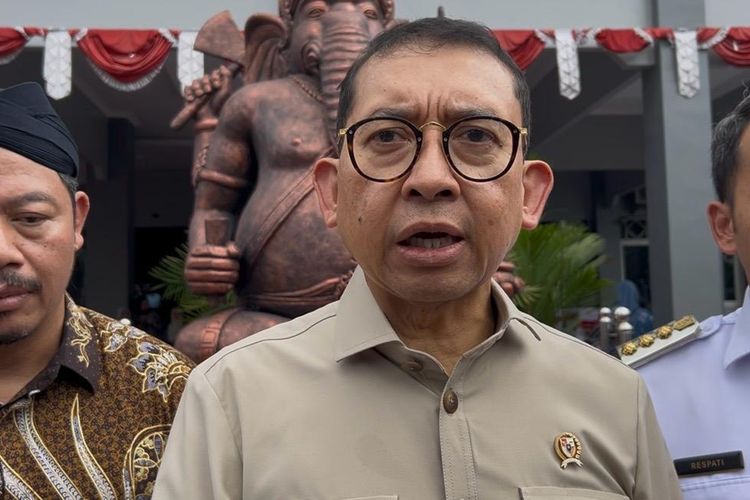 Soal Konflik Internal Keraton Solo, Menbud Fadli Zon: Minta Diselesaikan Internal, Pemugaran Jalan Terus