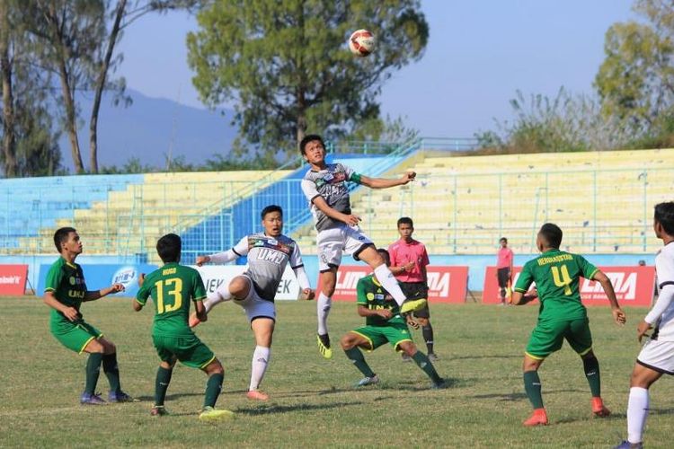 Laga UMJ vs UNJ ini merupakan ulangan final LIMA Football: Air Mineral Prim-A Greater Jakarta Conference (GJC) 2018. Di laga puncak pada 30 Agustus itu, UNJ menang dengan skor 2-0.