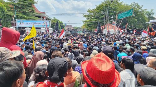 Bupati Sudewo Didukung 4 Parpol di Pilkada 2024, Kini Dituntut Mundur Rakyat Pati