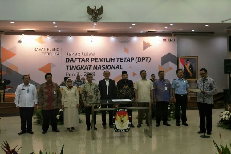 Rapat Pleno Rekapitulasi DPT Pemilu 2019 di KPU, Rabu (5/9/2018)