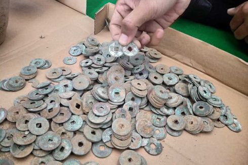 Sedang Mencangkul, Petani Jepara Temukan Ratusan Koin Kepeng Seberat 2 Kilogram, Diduga Peninggalan China