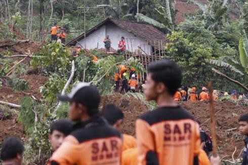 Masih Ada Titik Rawan, Relawan Longsor di Banjarnegara Diminta Berhati-hati