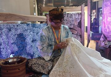 Kreasi Batik dengan Pewarna Alami Libatkan Petani, Manfaatkan Lahan Tumpang Sari