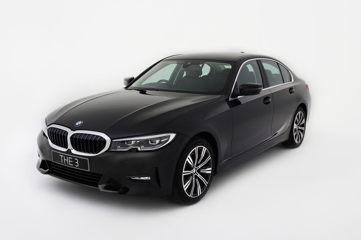 New BMW 320i Sport