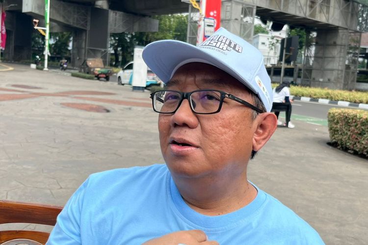 Kepala Dinas Lingkungan Hidup Asep Kuswanto di Blok M, Jakarta Selatan, Sabtu (21/6/2025).