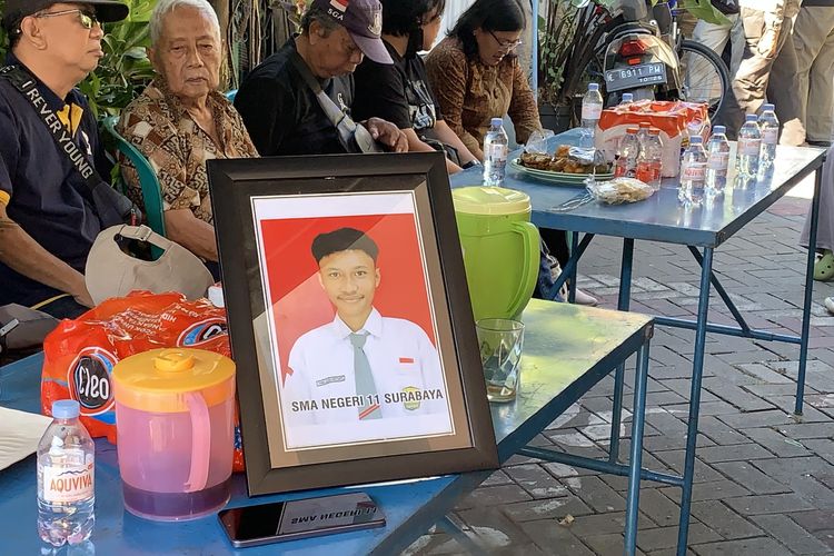 Kronologi Siswa SMAN 11 Surabaya Tewas Dikeroyok, Sempat Digeletakkan di Emperan Toko