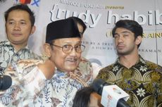 BJ Habibie Wafat, Reza Rahadian Tulis Kalimat Menyentuh