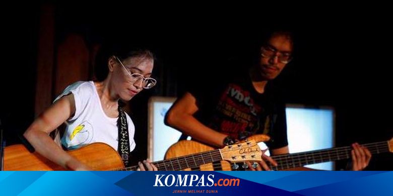 Endah N Rhesa Seperti Bunglon