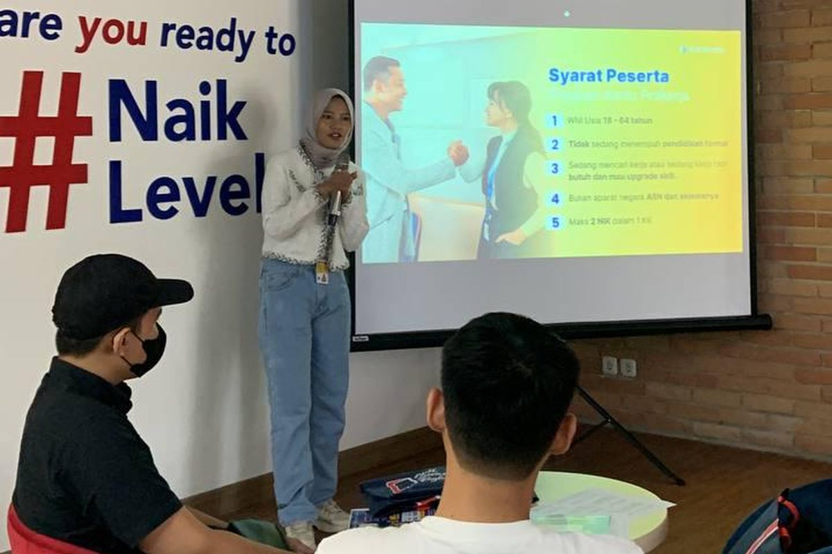 Karier.mu berkolaborasi dengan Wall Street English untuk menggelar workshop menulis curiculum vitae (CV) gratis. Acara bertema ?Career Booster: Writing Winning CV? digelar di Jakarta, Sabtu (3/2/2024).