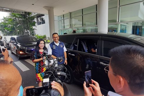 Momen Kadishub DKI Bersedia Dimintai Tolong Warga yang Ingin Foto Bareng Anies