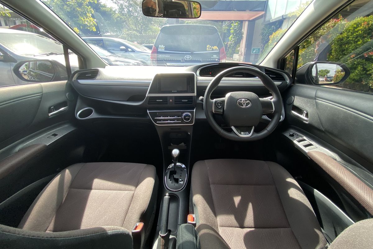 Kabin Toyota Sienta Welcab