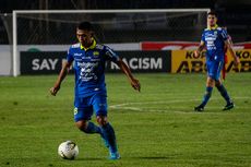 Para Pemain Persib Bandung Berdonasi lewat Lelang Jersey