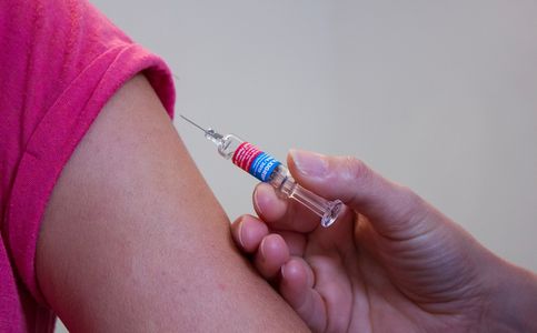 Covid-19 Vaccine Trials in US Underway in Biggest Test to Date
