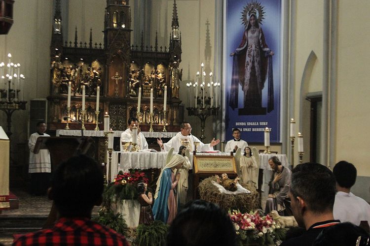 The Christians celebrate Christmas Mass at Jakartas Cathedral Church in Sawah Besar, Central Jakarta on December 25, 2019.  
