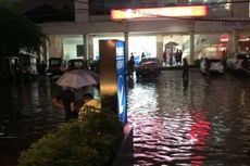 Banjir di Kemang, Macet Hingga ke Jalan Wijaya