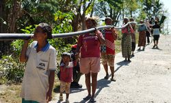 Akhiri Krisis Air, Vinilon Group dan Solar Chapter Alirkan Air Bersih ke Desa Fafinesu NTT