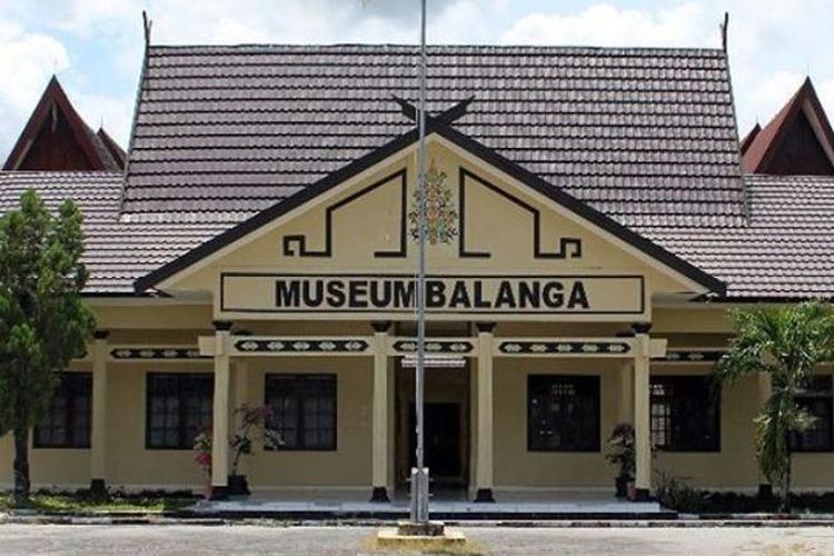 Tampak depan Museum Balanga, Palangkaraya 
