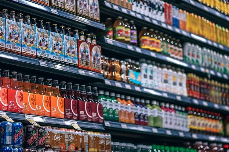 Apakah Minuman Manis Kemasan Termasuk Asupan Cairan Harian? 