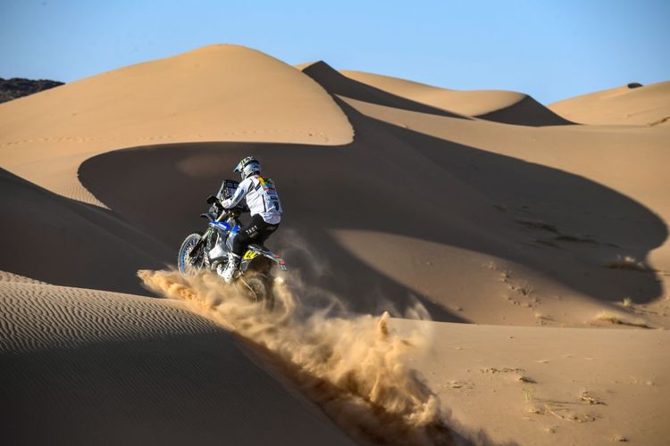 Yamaha menyatakan diri mundur dari ajang Reli Dakar dan FIM Cross-Country Rallies World Championship. 