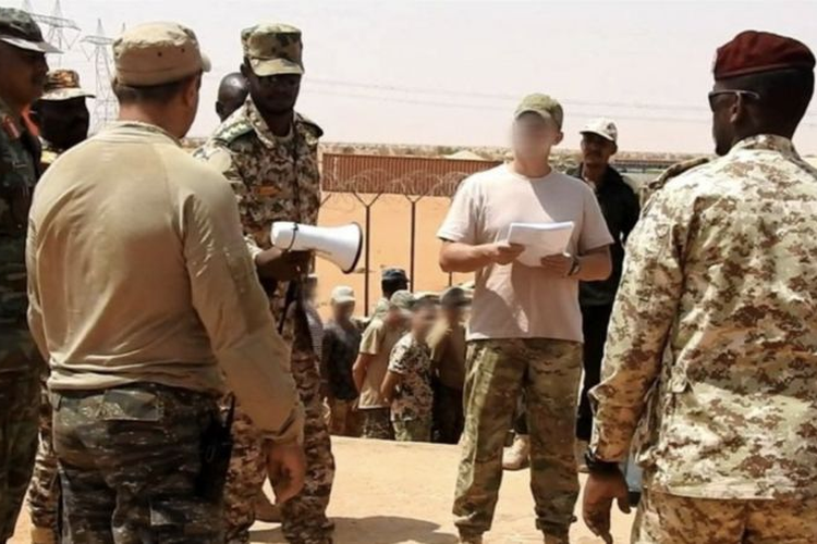 Kelompok Wagner, yakni tentara bayaran Rusia, terlihat melatih pasukan militer Sudan.
