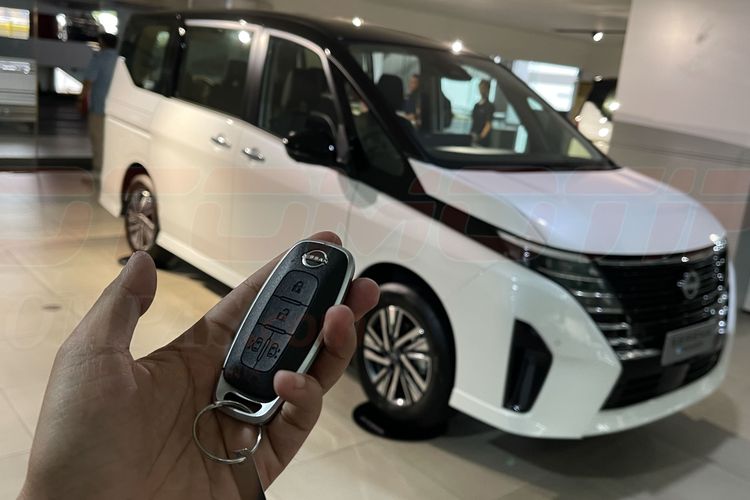 Kunci Keyless Nissan Serena e-Power Highway Star