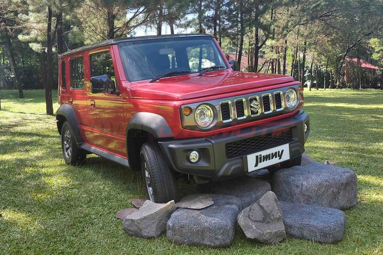 Suzuki Jimny 5 Pintu resmi meluncur di Indonesia