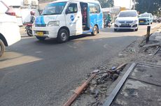 Kabel Fiber Optik Sudah Nongol di Bahu Jalan Kebon Jeruk Lebih dari 3 Bulan