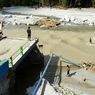 Waskita Karya Salurkan Bantuan untuk Korban Banjir di Luwu Utara