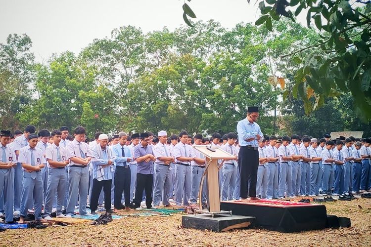 Minta Hujan di Tengah Kemarau, Pelajar hingga Pemkab Banyumas Gelar Shalat Istisqa