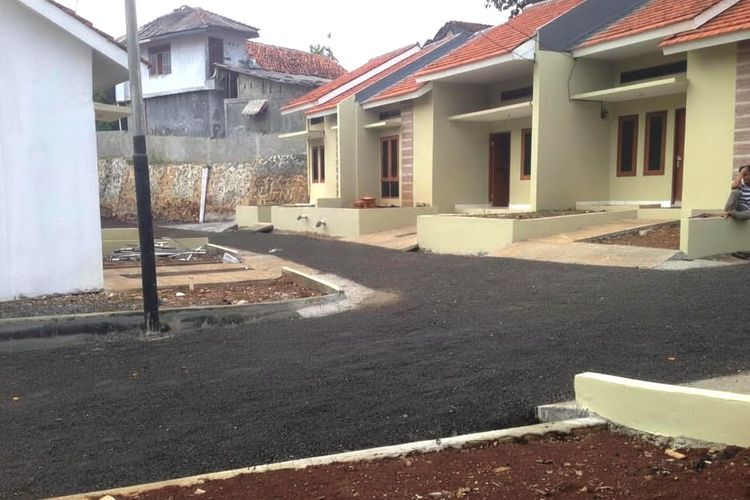 Kawasan tempat tinggal Wicaksono di Cluster Pelita Bojong, Kecamatan Bojonggede, Kabupaten Bogor, Jawa Barat, pada 2017. Proses KPR rumah di kluster ini didukung oleh PT Bank Tabungan Negara (Persero) Tbk atau BTN.