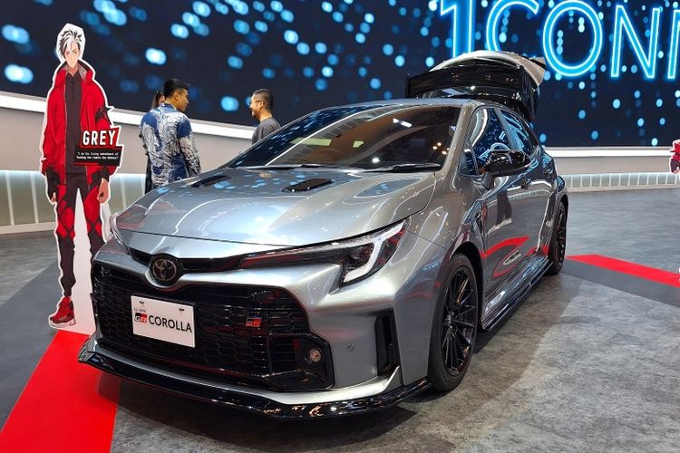 Model GR Corolla turut dipamerkan di GIIAS 2024. 