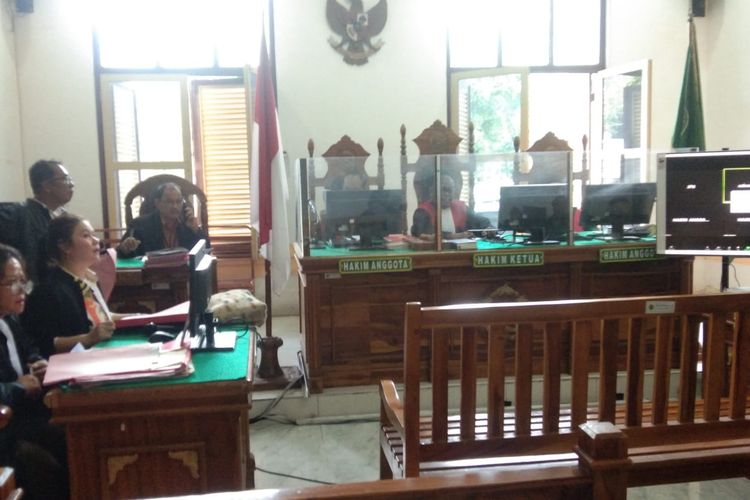 Suasana sidang tuntutan mati 2 kurir 267 kg ganja di Pengadilan Negeri Medan, Kamis (5/10/2023)