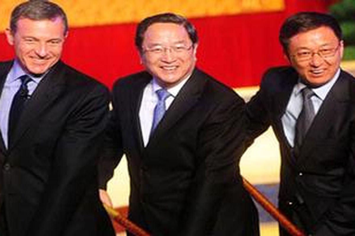 Disneyland Shanghai mulai dibangun, hari Jumat (8/4/11) ini dan dijadwalkan beroperasi tahun 2015