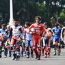 Tanpa Pengawalan, Pebalap MotoGP Berangkat ke Bandara Soekarno-Hatta Pakai Bus Pariwisata