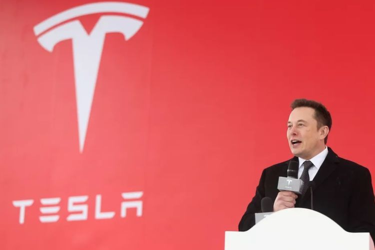 Ikuti Strategi China, Tesla Siapkan Mobil Listrik Murah 2025