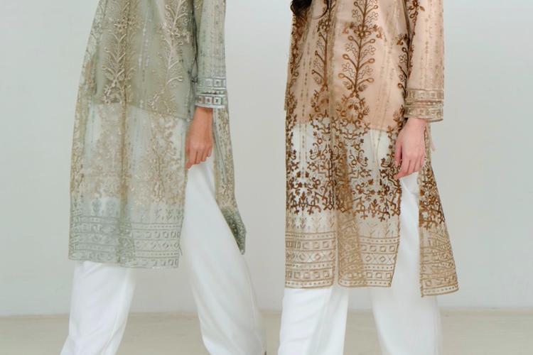 Darla Outer dari merek Tasy The Label, model baju Lebaran untuk non hijab