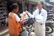Rayakan Kelulusan, Siswa SMA di Yogyakarta Bagi-bagi Nasi Kotak