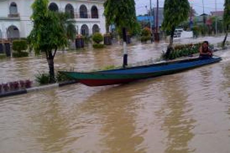 Banjir di Santan Tengah.