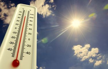 Ilustrasi cuaca panas, suhu panas. Suhu di Lampung mencapai 34 derajat Celsius, daerah terpanas di Sumatera dan masuk 7 daerah terpanas di Indonesia.