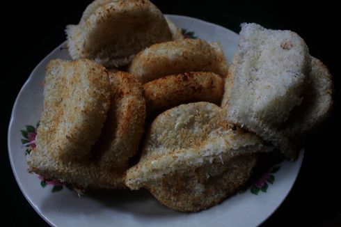 Gurihnya Kue Rangin Mas Bejo, Kue Tradisional dari Kelapa Parut dan Tepung Ketan yang Kian Langka