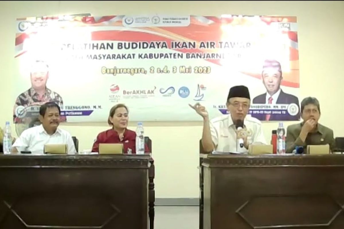Kementerian KP gelar Pelatihan Budi Daya Ikan Air Tawar di Balai Desa Danaraja, Banjarnegara, pada Selasa (2/5/2023) sampai Rabu (3/5/2023). &nbsp;