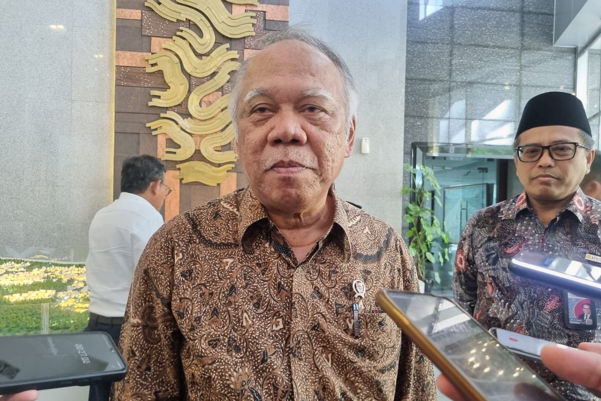 Menteri PUPR Basuki Hadimuljono saat ditemui di Kantor Kementerian PUPR, Jakarta, Jumat (21/6/2024).