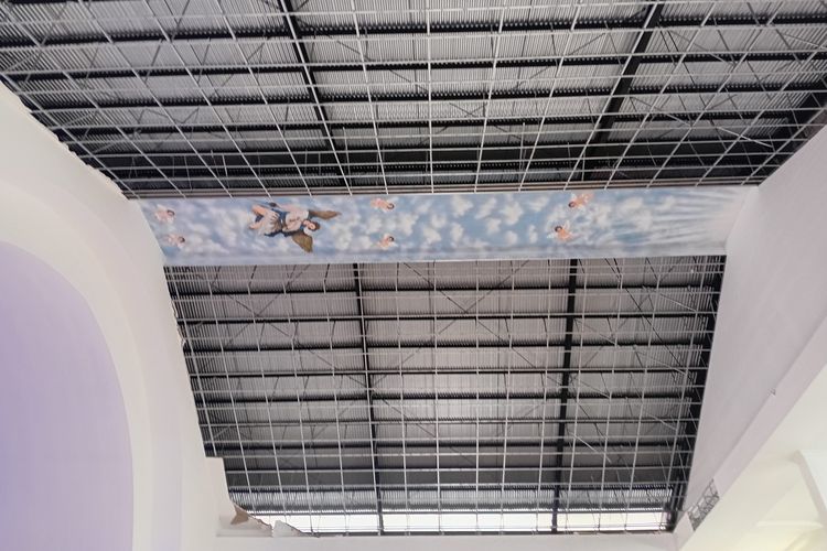 Plafon Gereja di Minahasa Rusak Parah Usai Gempa, Umat Tetap Beribadah dengan Khidmat