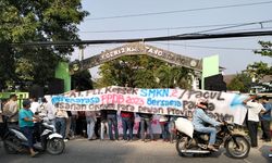 Marak Pungli PPDB, Pemprov Banten Dianggap Tak Becus Kerja