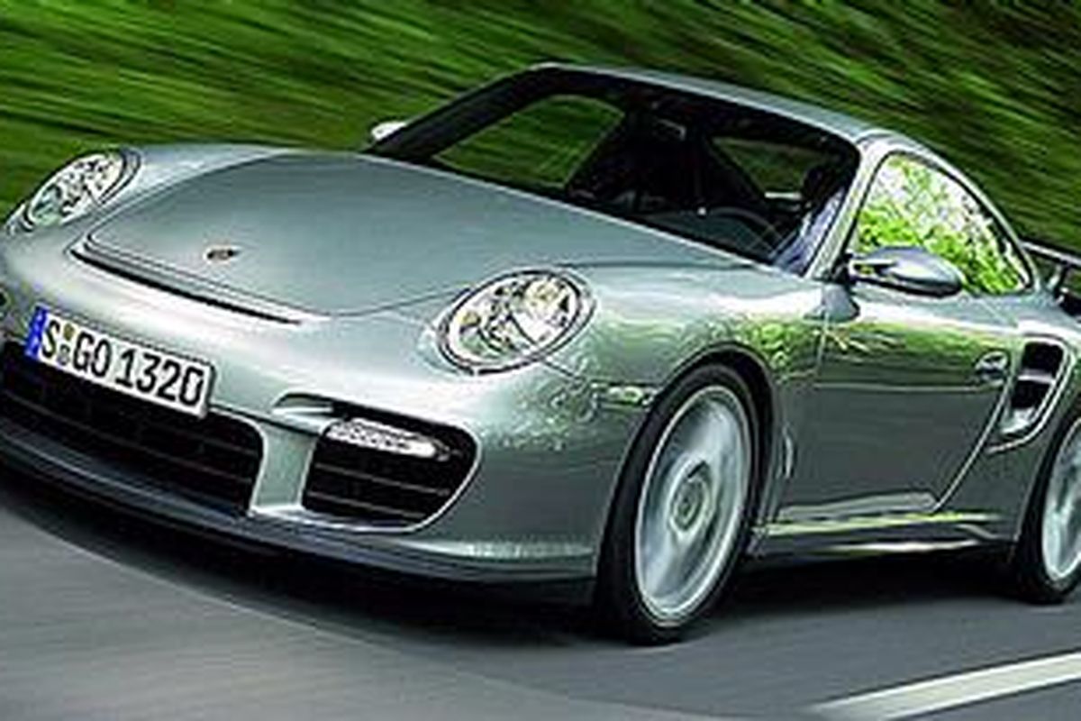 Porsche 911 GT2RS terjual habis 500 unit dalam waktu kurang 3 bulan