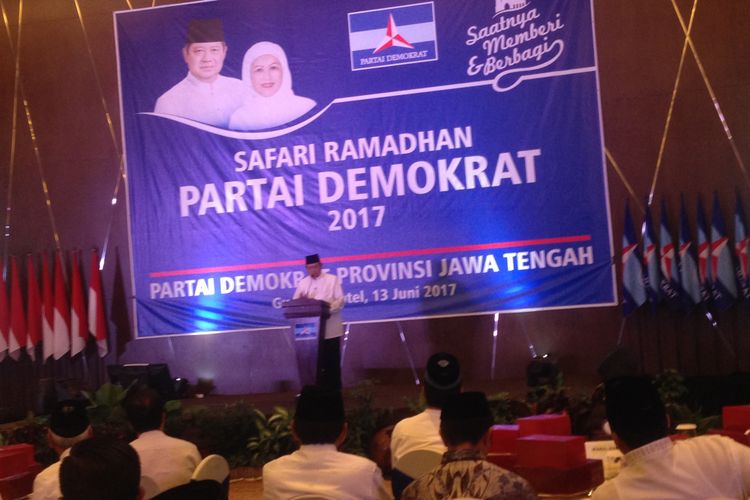 Ketua Umum Demokrat Susilo Bambang Yudhoyono memberi refleksi ramadhan di Semarang, Selasa (13/5/2017) petang kemarin. 