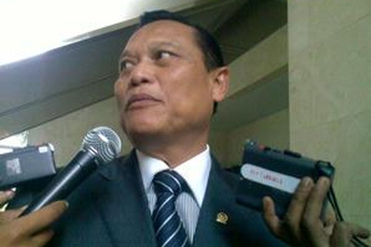 Anggota DPR/Mantan Waka Polri Adang Daradjatun